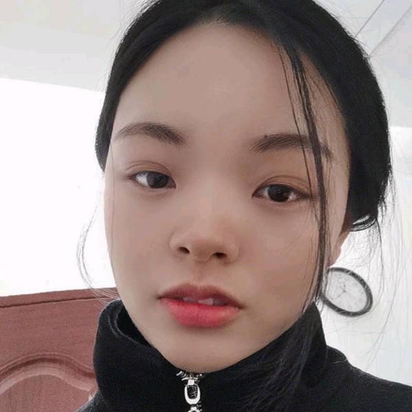 韶华方孤独的照片