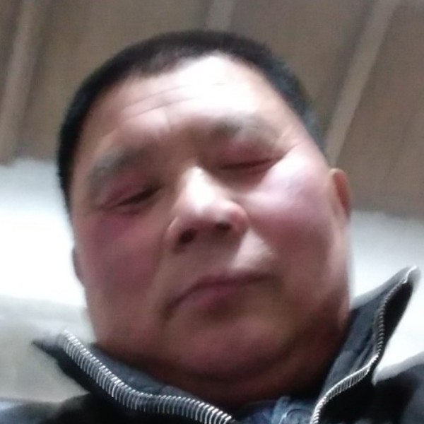 微笑时光明的照片