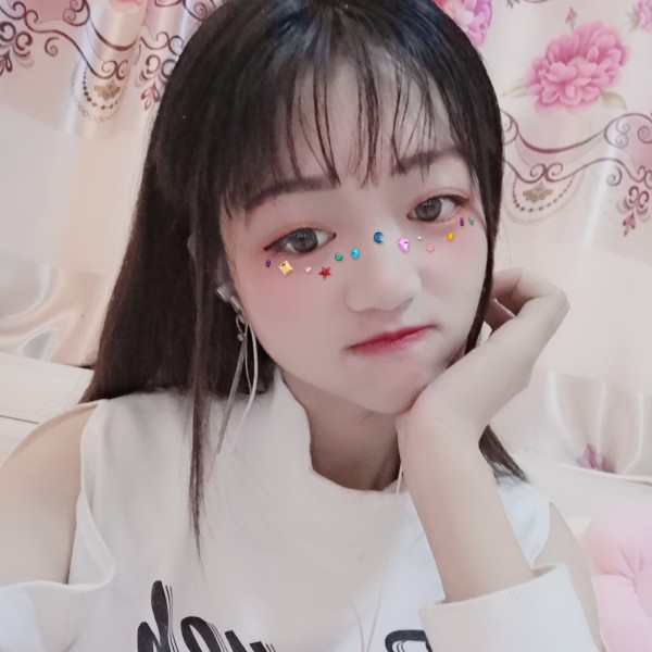 萌木曦的照片