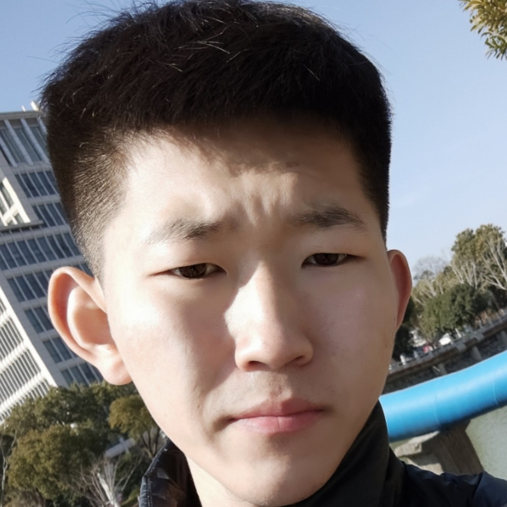 冷艳浅吻心劫的照片