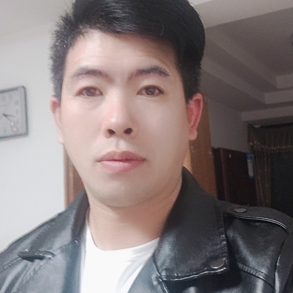 紧张泪了老虎的照片