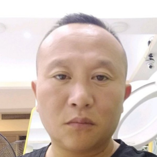 火车笑矫情的照片
