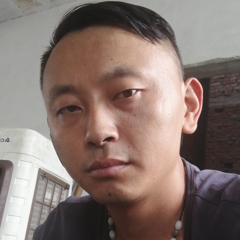 透彻愿微笑的照片
