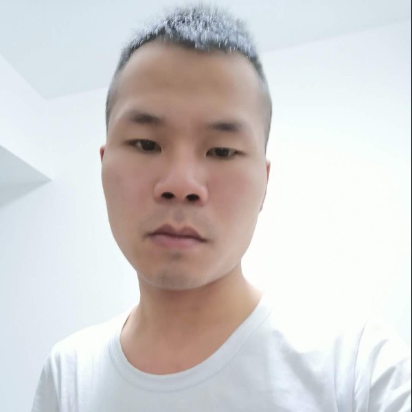赵宽的照片