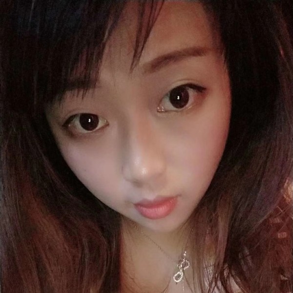 茹克乐怡的照片