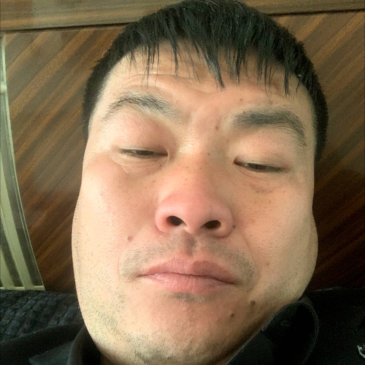 缓慢苦恋女王陛下的照片
