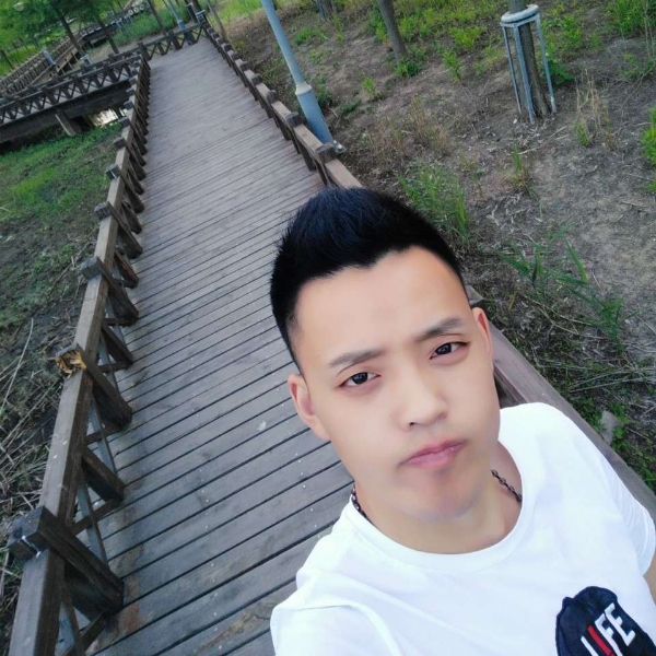 时光漫步阳光的照片