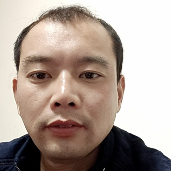 现实给大山的照片