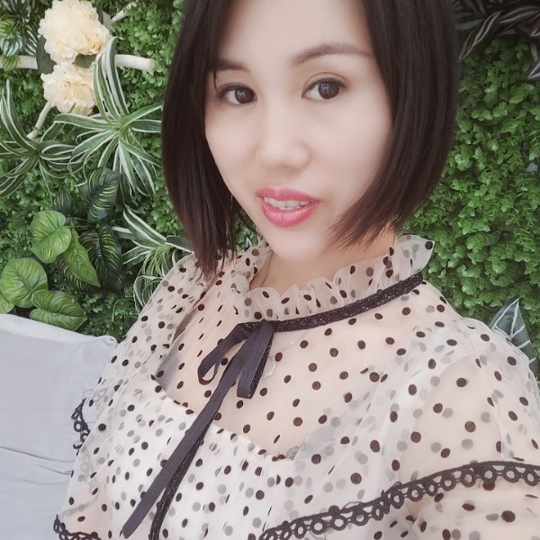 梦菱百合的照片