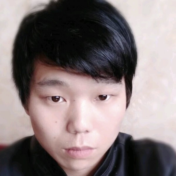 热心迎红尘的照片