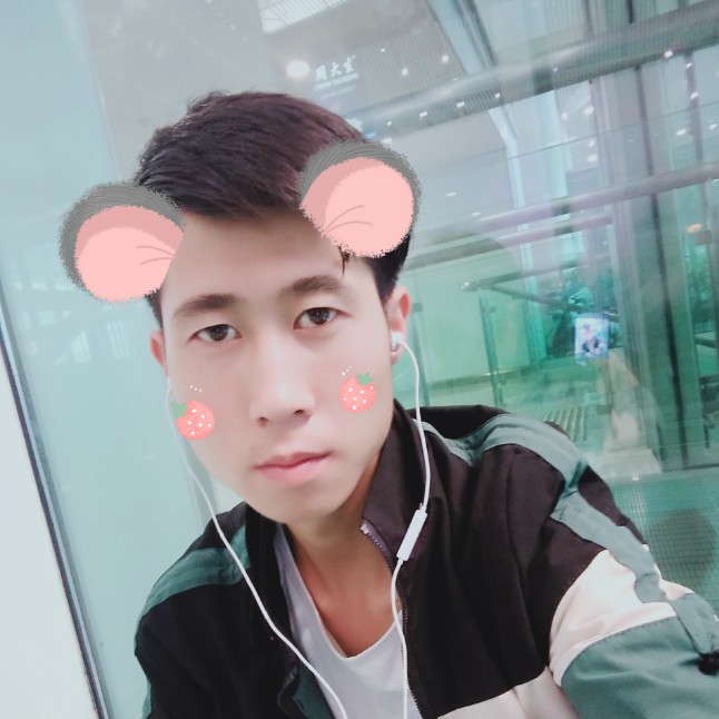 微笑的蓝天的照片