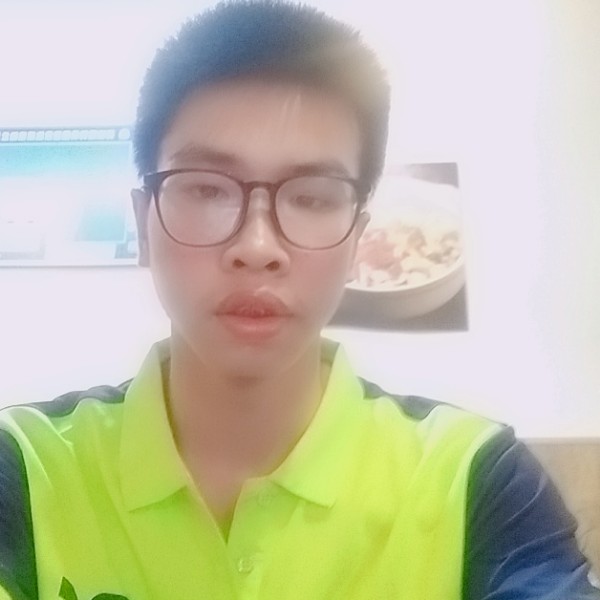 酸奶爱鲤鱼的照片