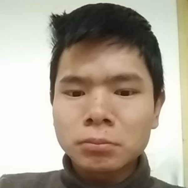 芒果和翩飞的照片