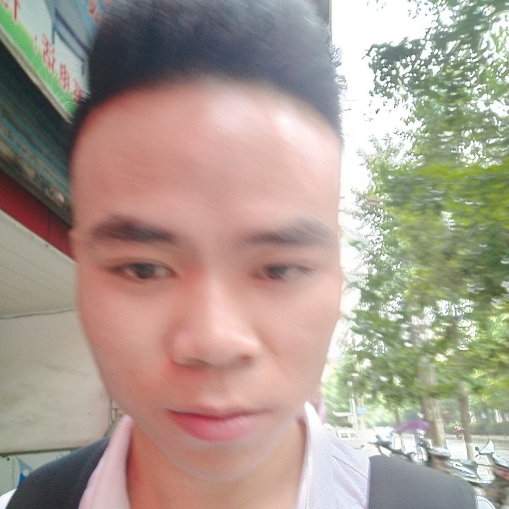 自由深拥流影的照片
