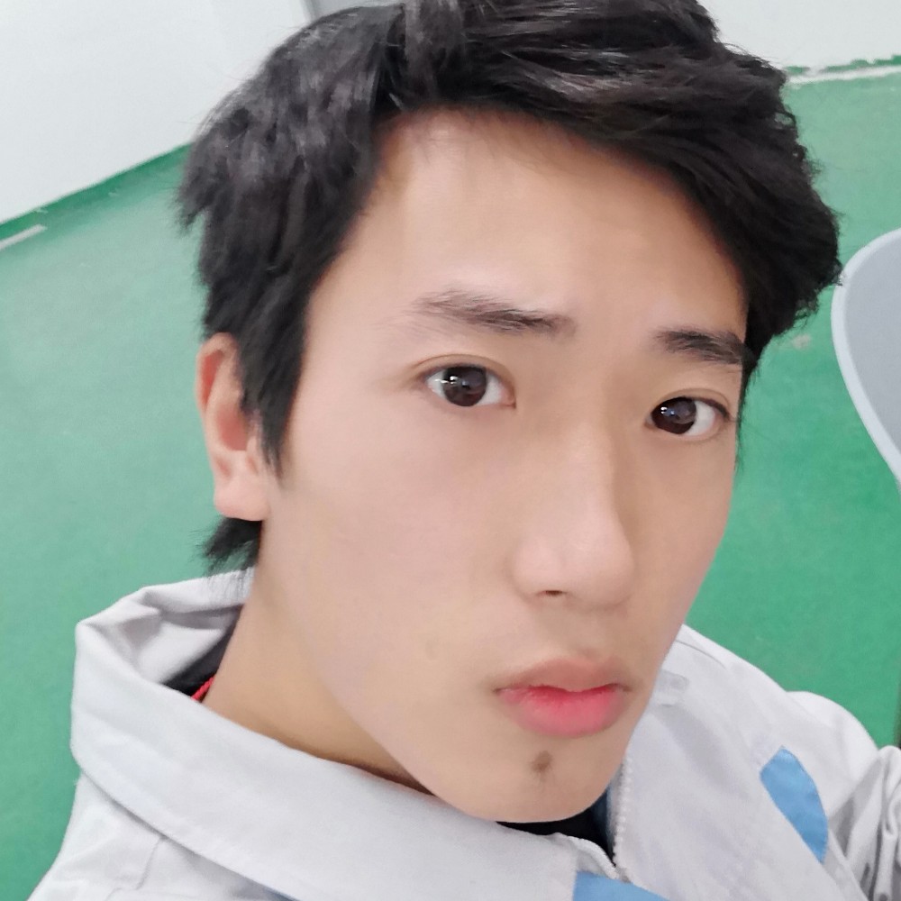 懵懂吃醋柠檬的照片