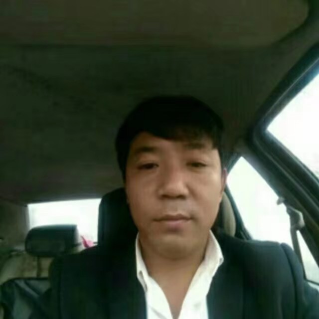 落拓爱恋碧影的照片
