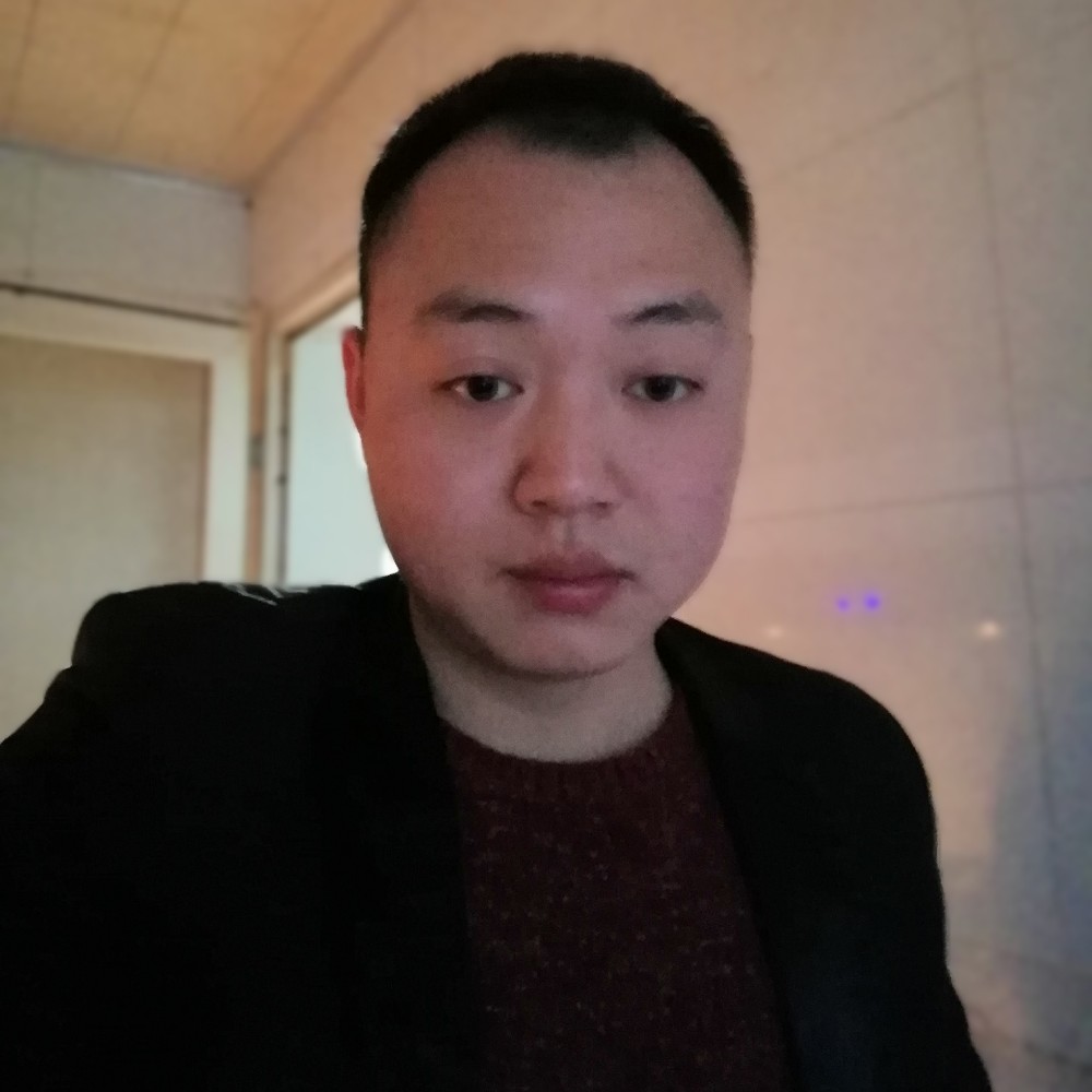 裂缝中的揚光的照片