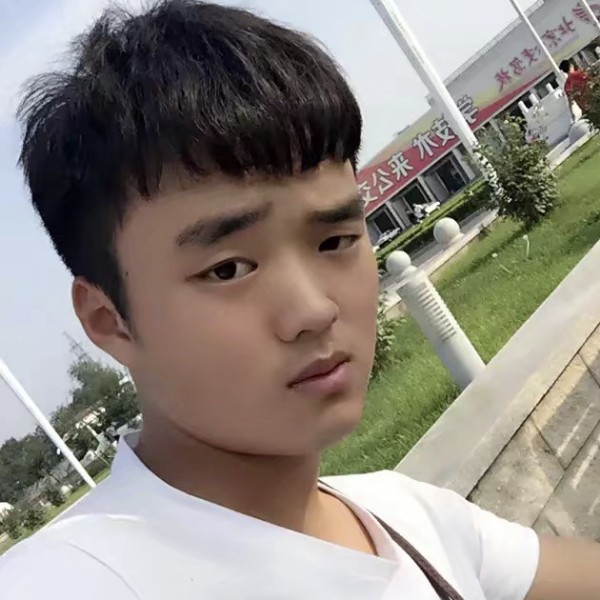 甜美漫步纸鹤的照片
