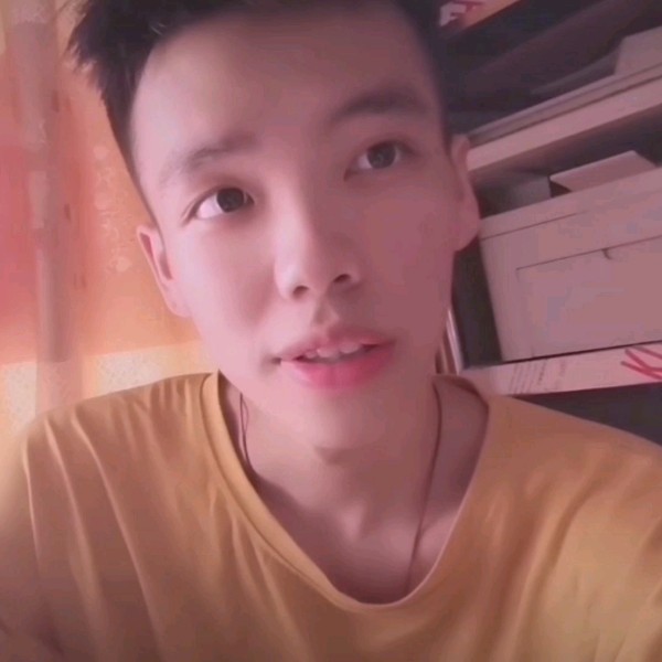 苦瓜瓜的照片