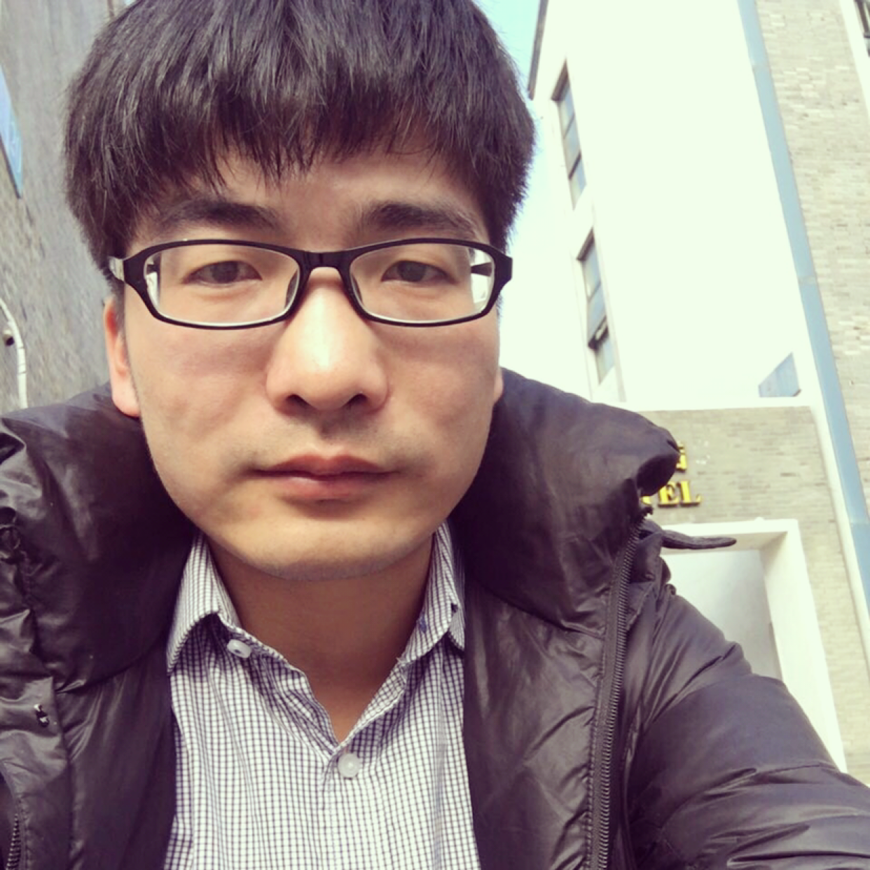 吉萝的照片