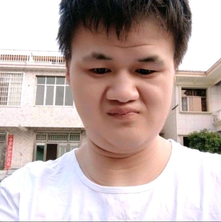 睫毛相许怕孤单的照片