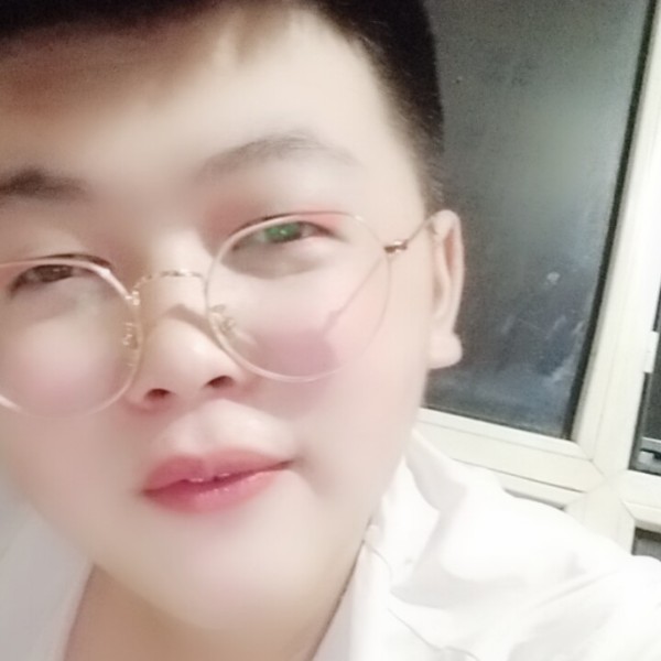 良少丫的照片