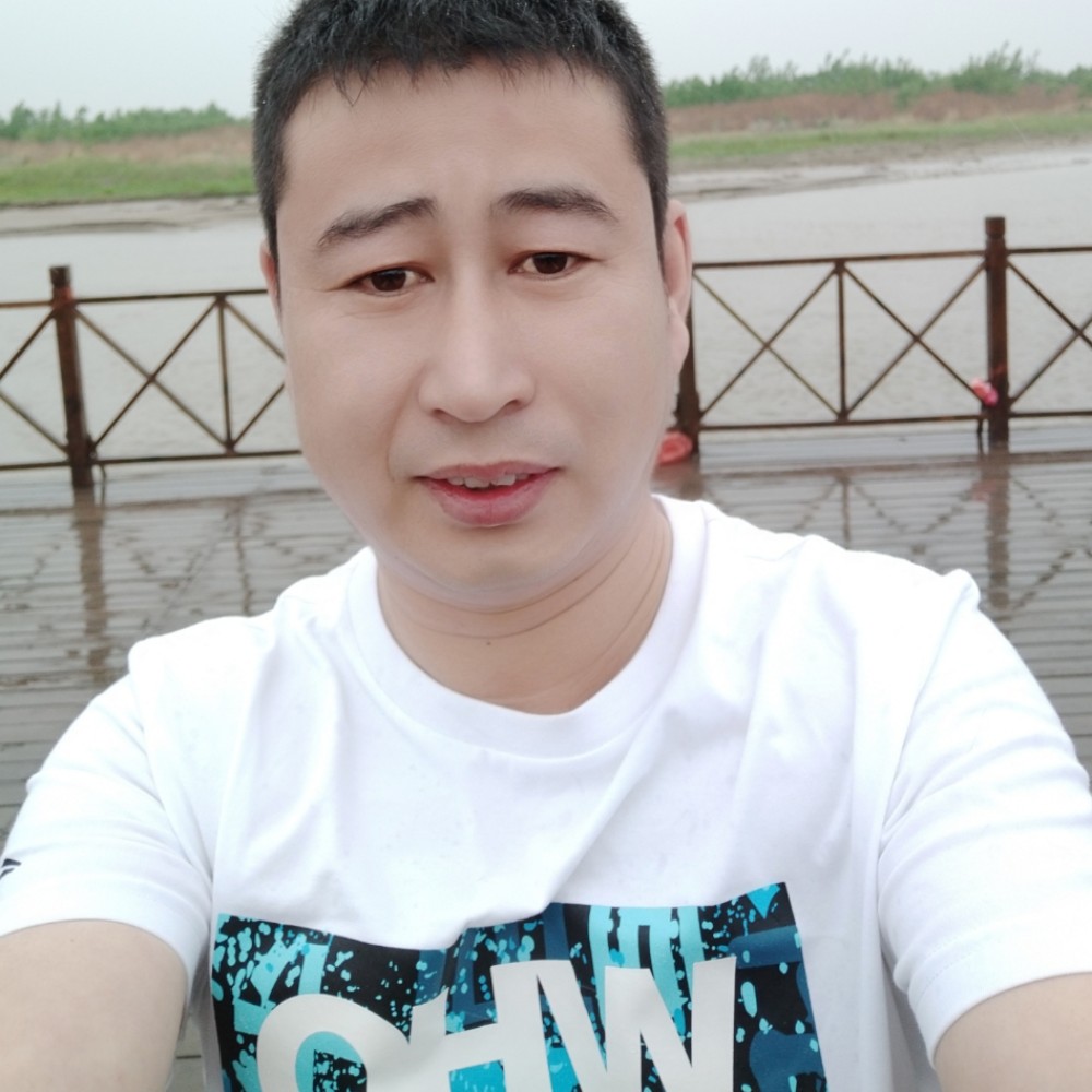 常铭的照片