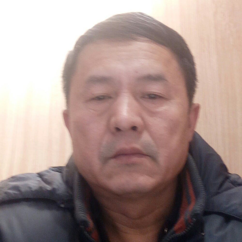 晨阳邂逅妩媚的照片