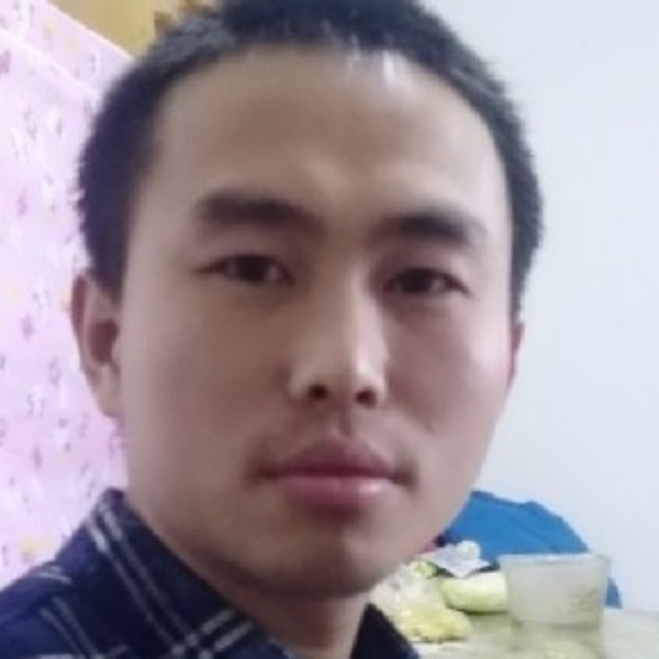 大男孩还是个小男的照片