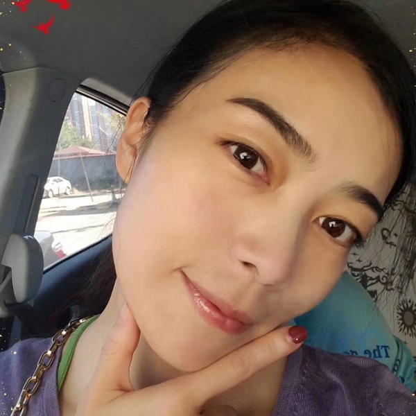 月缘悦的照片