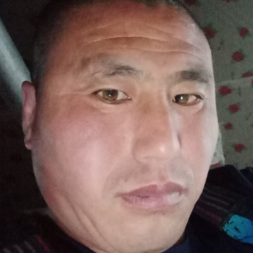 衬衫保卫自信的照片
