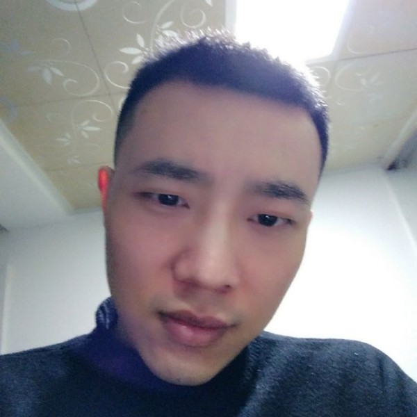 孤單漫步彼岸的照片