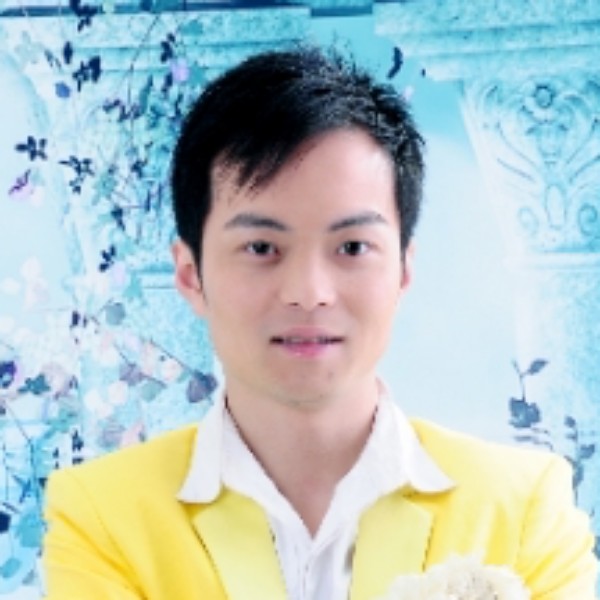 黄昏月的照片