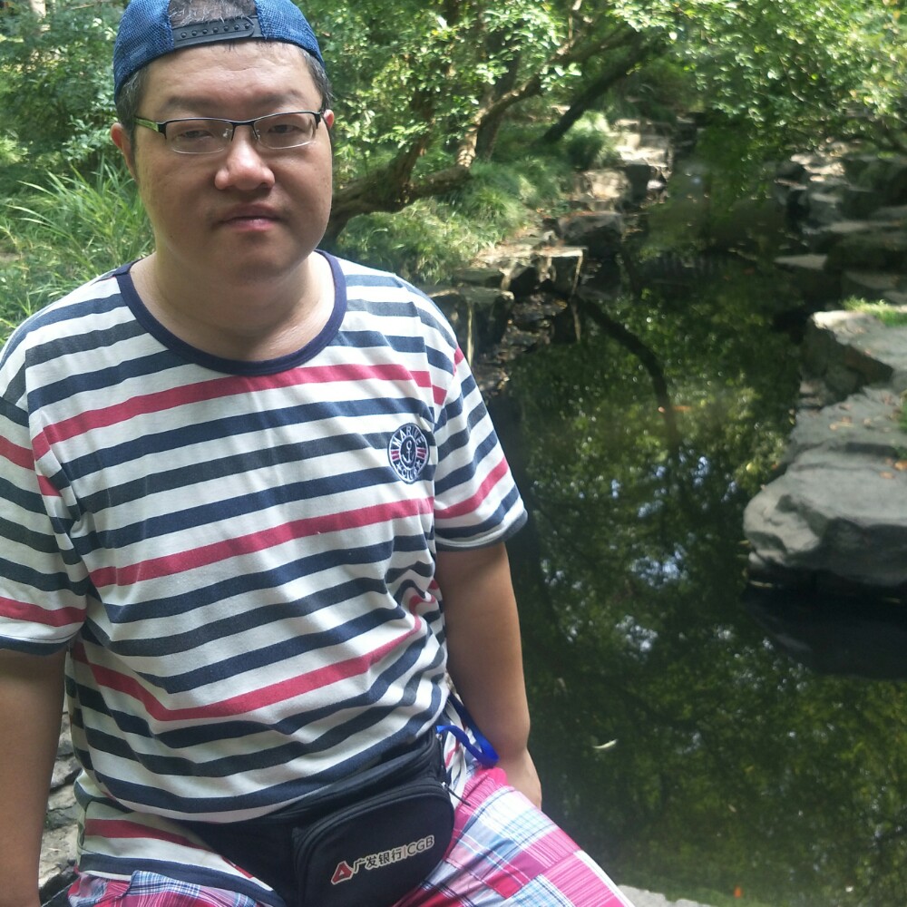 开心的涛涛的照片