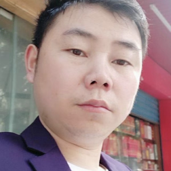 潇洒蹙眉毛豆的照片