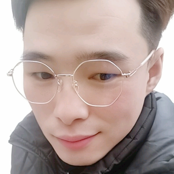 调皮向樱桃的照片