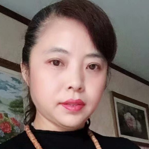 忠梅的照片