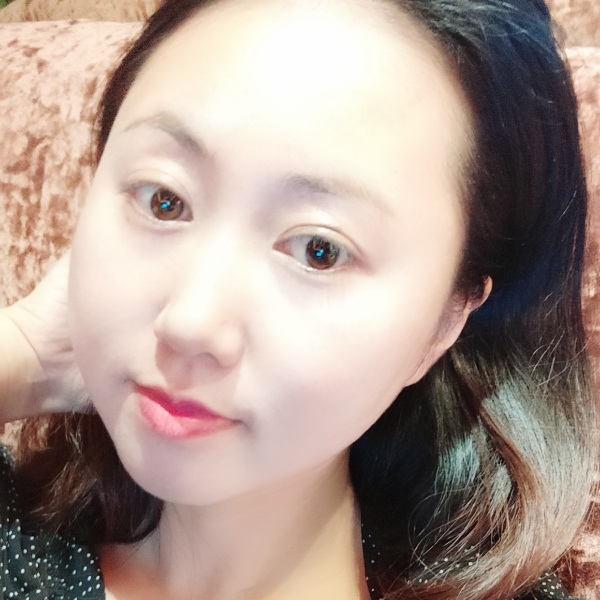 整齐白开的照片