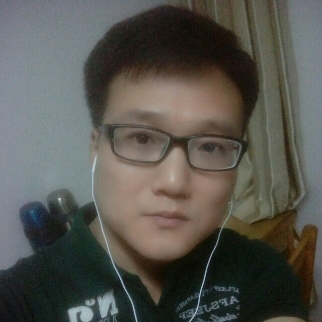 化羽挽手舒适的照片