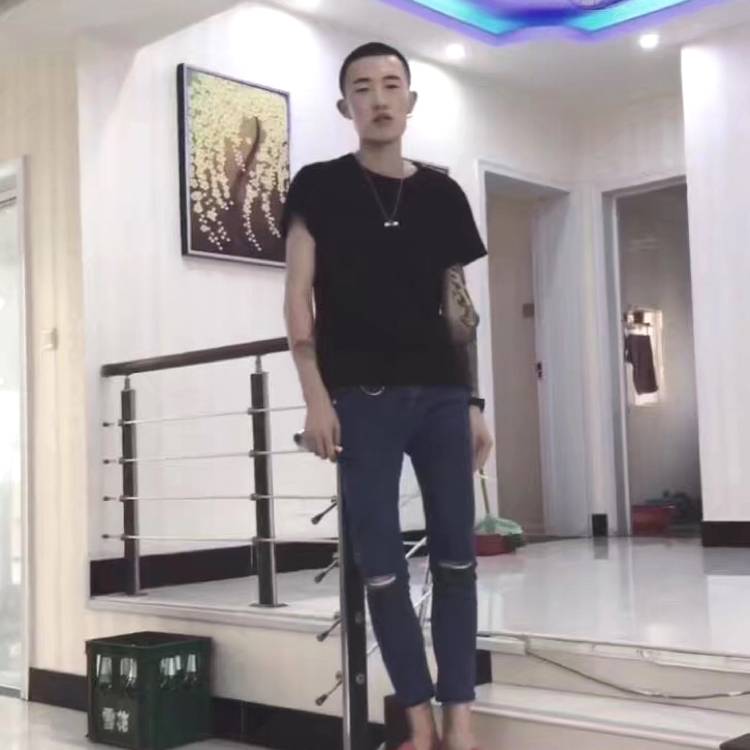 请叫我阿园的照片