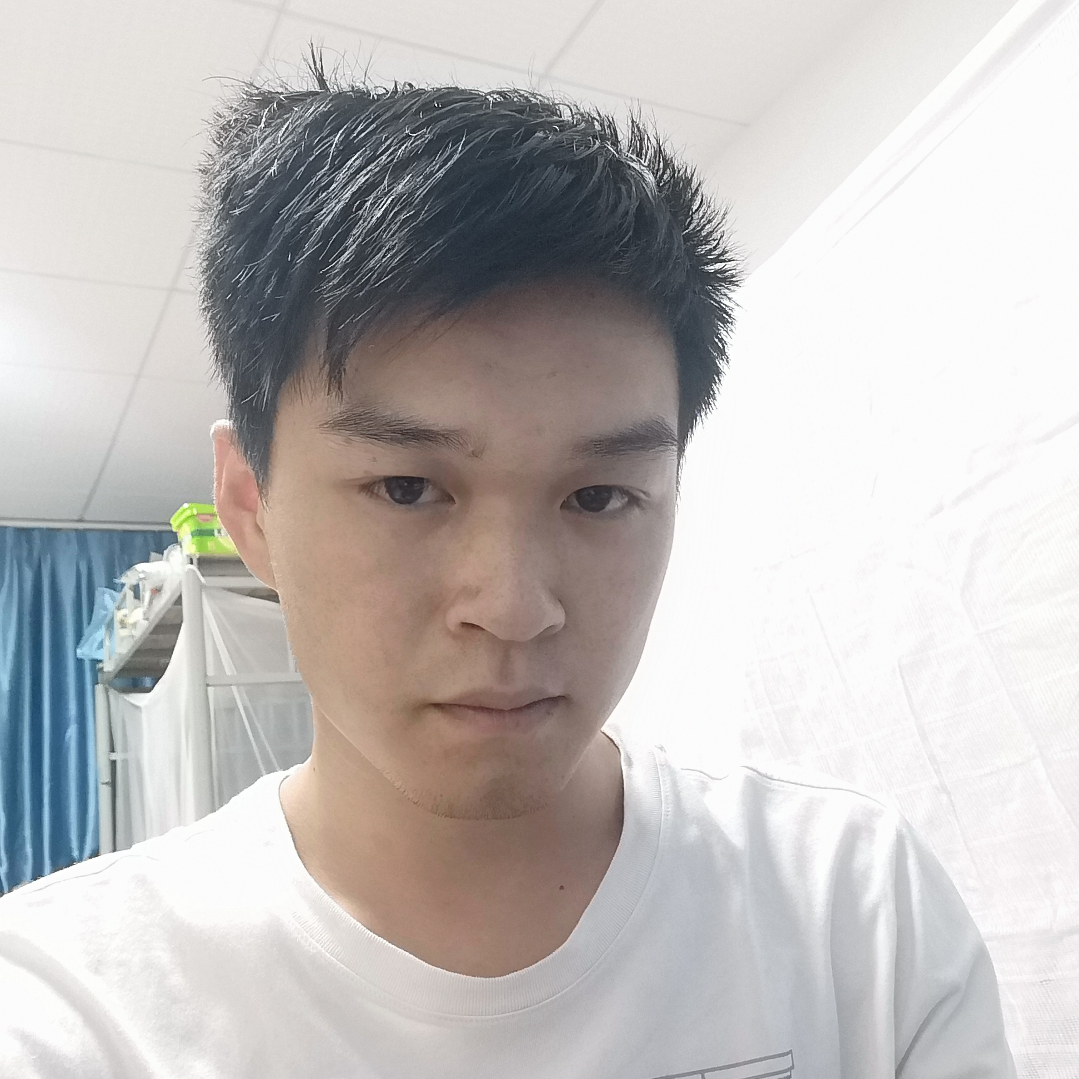 黄歆的照片