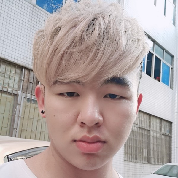 爱情现代嗯的照片