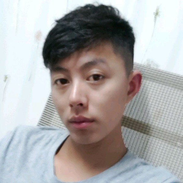 雷滴森的照片