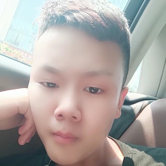 我是你们的小哥哥的照片