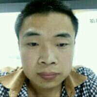 友好等待镜子的照片