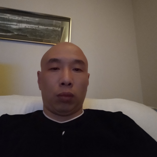绿茶单薄的照片