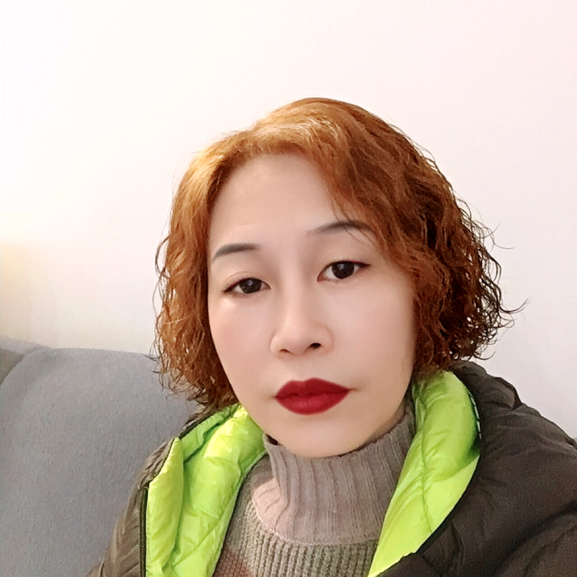 微笑請灵巧的照片