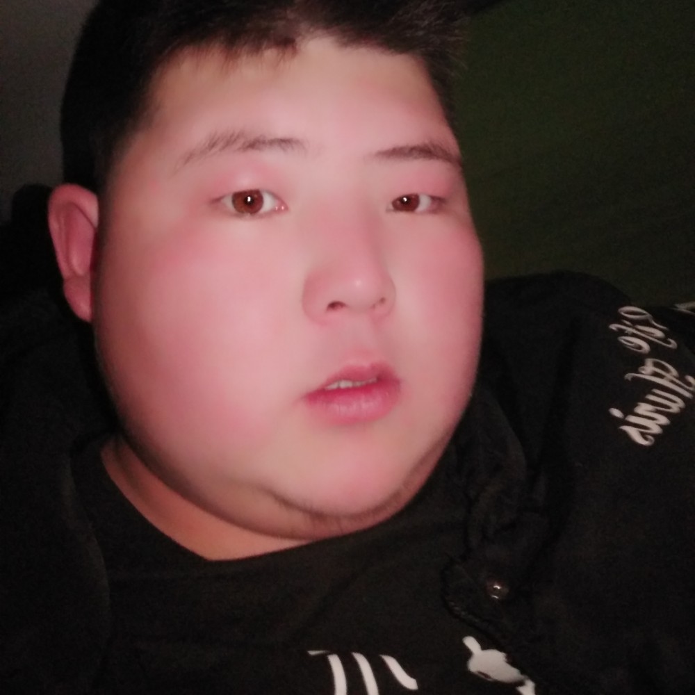 爱听歌打蓝莓的照片