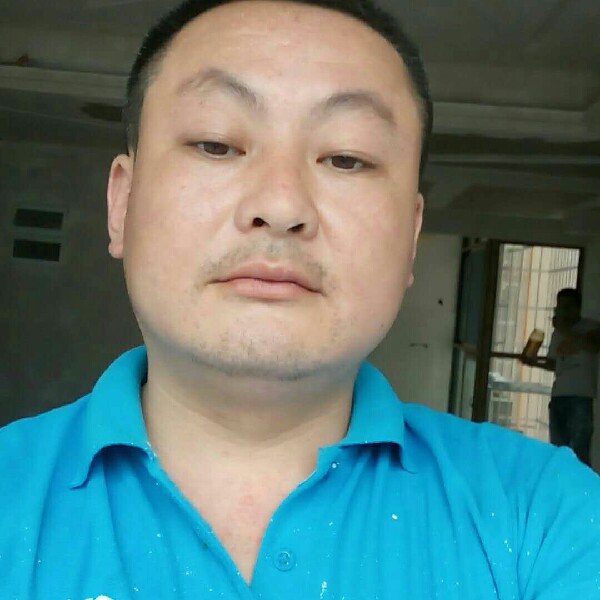 紧张大山的照片