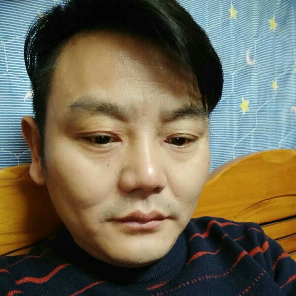 日记本用满意的照片